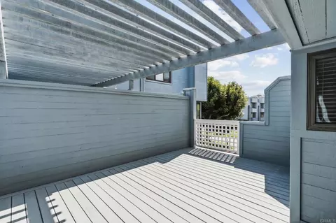 Exterior - 917 Intrepid Ct, Del Mar, CA 92014 photo 1 of 3
