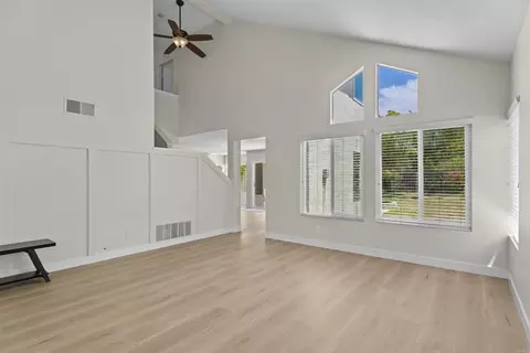 Living - 5389 Blackberry Way, Oceanside, CA 92057 photo 2 of 5