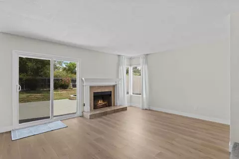 Living - 5389 Blackberry Way, Oceanside, CA 92057 photo 4 of 5