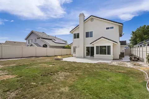 Exterior - 5389 Blackberry Way, Oceanside, CA 92057 photo 4 of 4