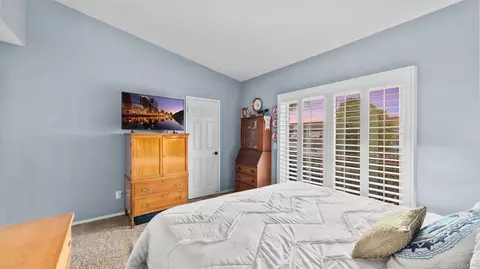 Bedroom - 6854 Maple Leaf Dr, Carlsbad, CA 92011 photo 5 of 5