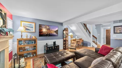 Living - 6854 Maple Leaf Dr, Carlsbad, CA 92011 photo 1 of 2