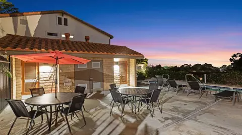 Exterior - 6854 Maple Leaf Dr, Carlsbad, CA 92011 photo 4 of 14