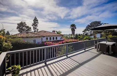 Exterior - 279 Hillcrest Dr, Encinitas, CA 92024 photo 9 of 9