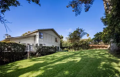 Exterior - 279 Hillcrest Dr, Encinitas, CA 92024 photo 6 of 9