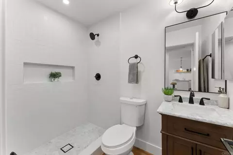 Bath - 363 Orwell Ln, Encinitas, CA 92024 photo 1 of 1