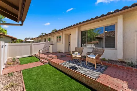 Exterior - 363 Orwell Ln, Encinitas, CA 92024 photo 5 of 19