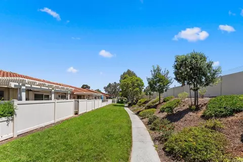 Exterior - 363 Orwell Ln, Encinitas, CA 92024 photo 11 of 19