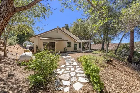Exterior - 16220 Wikiup Rd, Ramona, CA 92065 photo 7 of 13