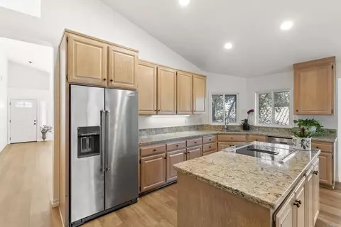 Kitchen - 16220 Wikiup Rd, Ramona, CA 92065 photo 4 of 5