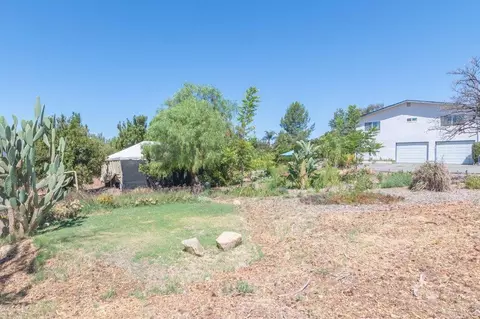 Exterior - 5741 Rainbow Heights Rd, Fallbrook, CA 92028 photo 10 of 18
