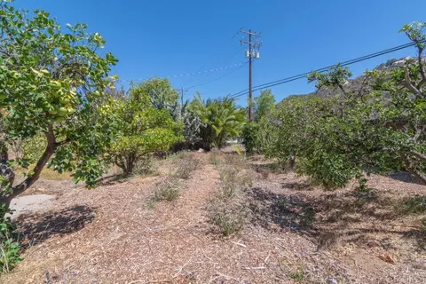 Exterior - 5741 Rainbow Heights Rd, Fallbrook, CA 92028 photo 14 of 18