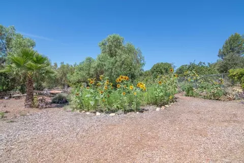 Exterior - 5741 Rainbow Heights Rd, Fallbrook, CA 92028 photo 17 of 18