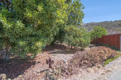 Exterior - 5741 Rainbow Heights Rd, Fallbrook, CA 92028 photo 11 of 18