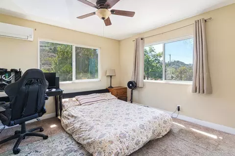 Bedroom - 5741 Rainbow Heights Rd, Fallbrook, CA 92028 photo 1 of 3