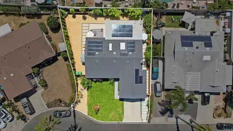 View/Area - 1801 Ratcliff Rd, Carlsbad, CA 92008 photo 4 of 5