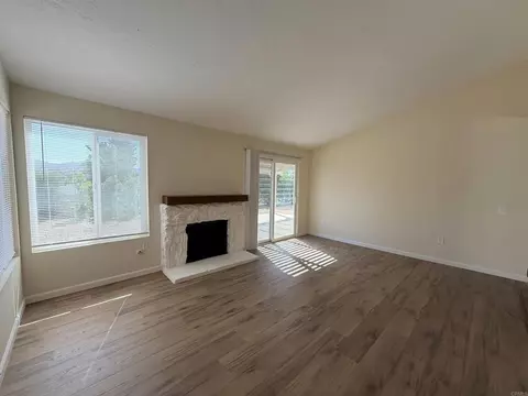 Living - 13849 Olive Park, Poway, CA 92064 photo 2 of 7