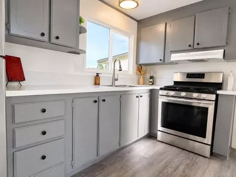 1843 Canyon Heights Rd, Fallbrook, CA 92028 photo 2