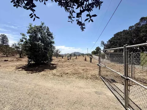 Canyon Heights Road, Fallbrook, CA 92028 photo 9
