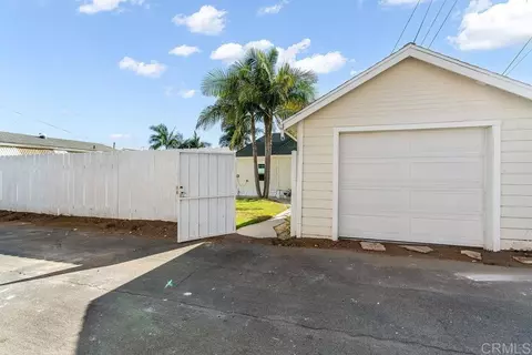 Exterior - 714 Ditmar St N, Oceanside, CA 92054 photo 14 of 15