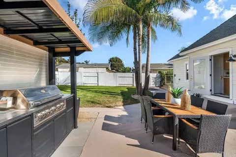 Exterior - 714 Ditmar St N, Oceanside, CA 92054 photo 9 of 15