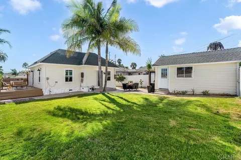 Exterior - 714 Ditmar St N, Oceanside, CA 92054 photo 11 of 15