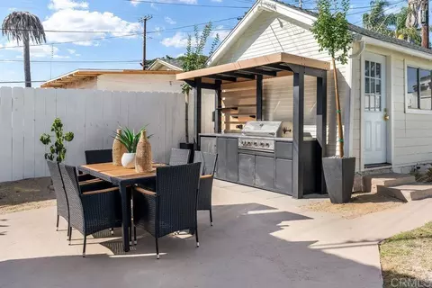 Exterior - 714 Ditmar St N, Oceanside, CA 92054 photo 7 of 15