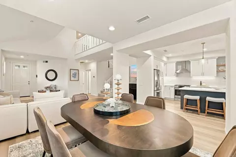 Dining - 4792 Beachwood Ct, Carlsbad, CA 92008 photo 3 of 4