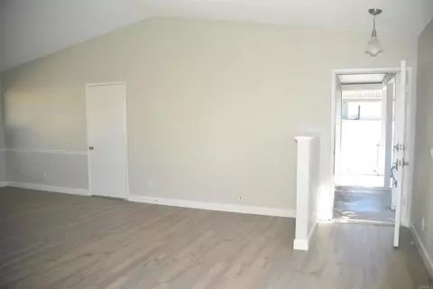 Living - 604 Porter St, Fallbrook, CA 92028 photo 4 of 5