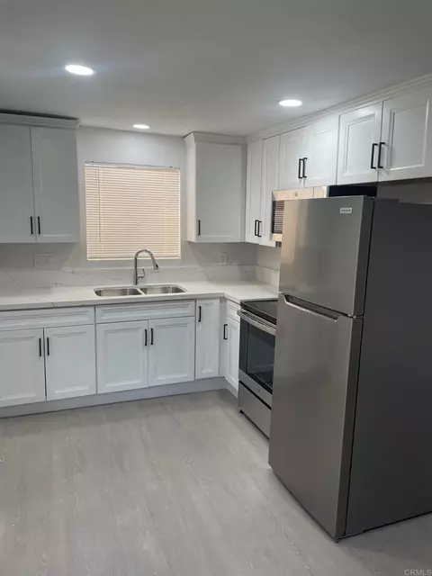 Kitchen - 440 Main St, Ramona, CA 92065 photo 3 of 7