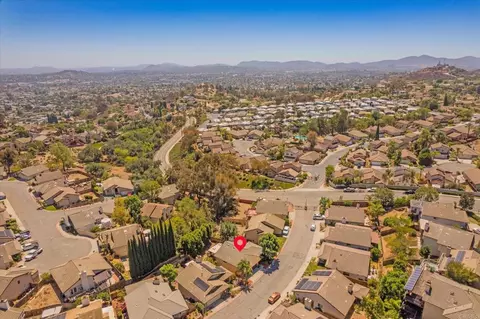 View/Area - 1679 Madrone Gln, Escondido, CA 92027 photo 4 of 11