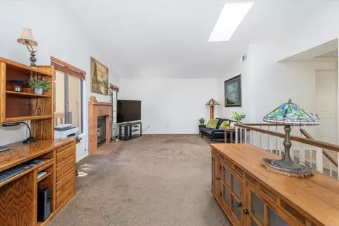Living - 1679 Madrone Gln, Escondido, CA 92027 photo 3 of 5