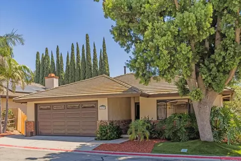 Exterior - 1679 Madrone Gln, Escondido, CA 92027 photo 2 of 19