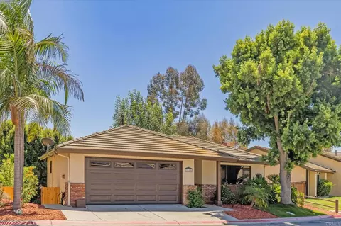 Exterior - 1679 Madrone Gln, Escondido, CA 92027 photo 3 of 19