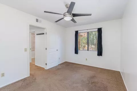 Bedroom - 1679 Madrone Gln, Escondido, CA 92027 photo 4 of 6