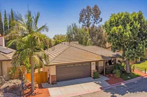 View/Area - 1679 Madrone Gln, Escondido, CA 92027 photo 11 of 11
