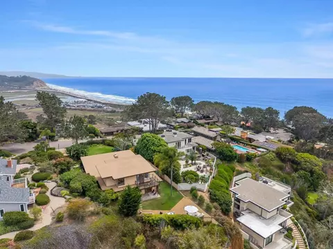 View/Area - 280 Torrey Pines Ter, Del Mar, CA 92014 photo 3 of 4