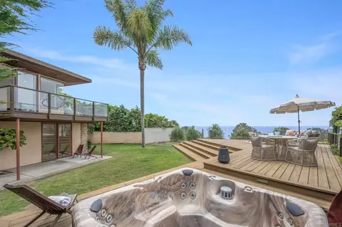 Exterior - 280 Torrey Pines Ter, Del Mar, CA 92014 photo 11 of 16