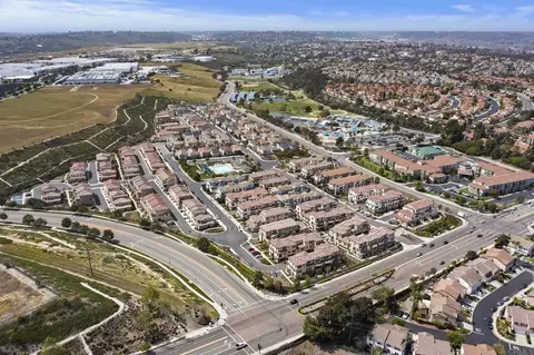 View/Area - 4318 Pacifica Way #2, Oceanside, CA 92056 photo 4 of 7