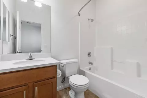 Bath - 5084 Tranquil Way #101, Oceanside, CA 92057 photo 5 of 5