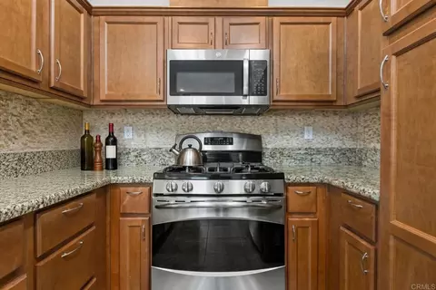 Kitchen - 5084 Tranquil Way #101, Oceanside, CA 92057 photo 7 of 8