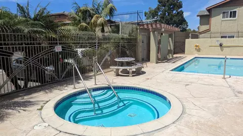 Exterior - 509 Calle Montecito #42, Oceanside, CA 92057 photo 9 of 10