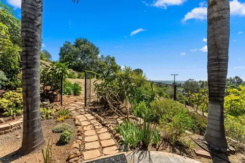Exterior - 1829 Elevado Rd, Vista, CA 92084 photo 9 of 16