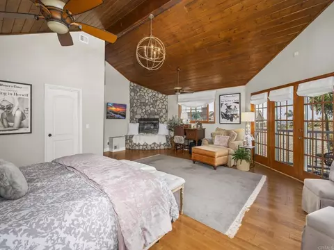 Bedroom - 365 Shore View Ln, Encinitas, CA 92024 photo 3 of 6
