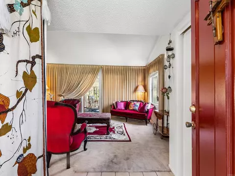 Entry Way - 3615 Vista Bella #16, Oceanside, CA 92057 photo 1 of 2