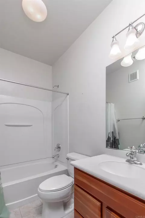 Bath - 1819 Clare Ln, Santee, CA 92071 photo 4 of 4