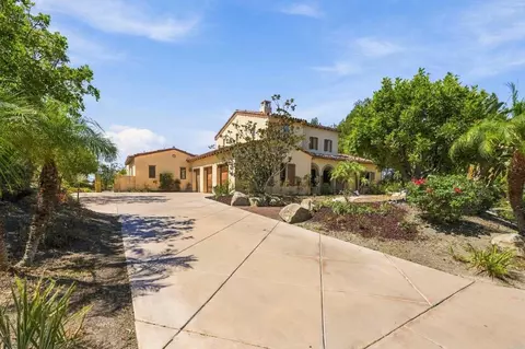 8245 The Landing Way, San Diego, CA 92127