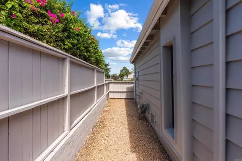 Exterior - 1731 Gascony Rd, Encinitas, CA 92024 photo 10 of 10
