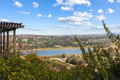 View/Area - 1731 Gascony Rd, Encinitas, CA 92024 photo 4 of 16