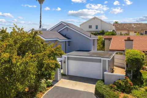 View/Area - 1731 Gascony Rd, Encinitas, CA 92024 photo 5 of 16